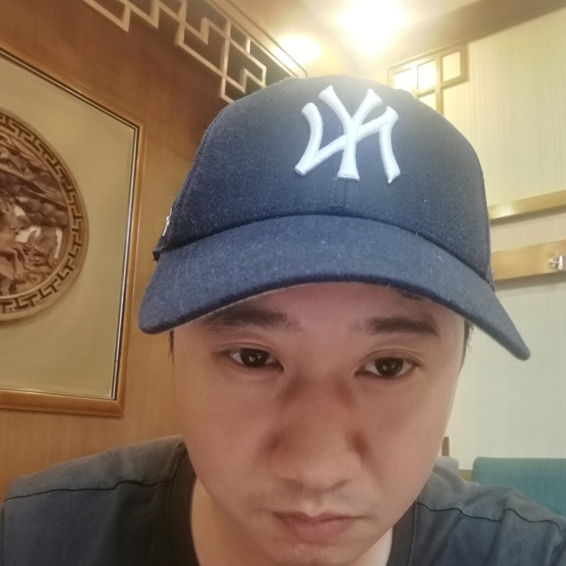 朴实白昼的照片