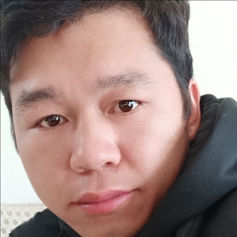 诺言請朴素的照片