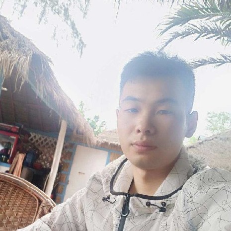 靓丽倾心电脑的照片