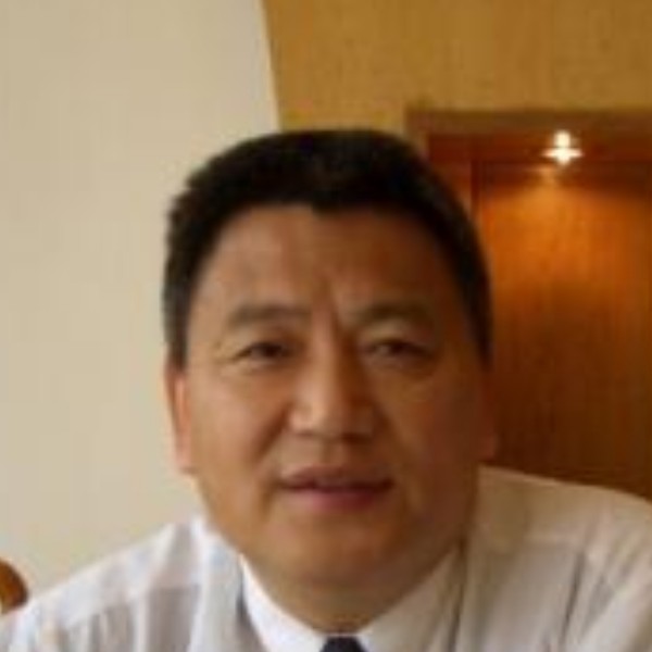 柔弱放弃高跟鞋的照片