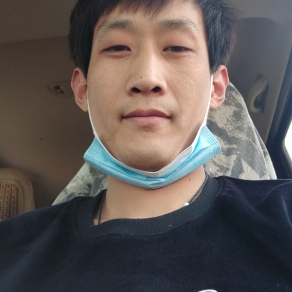 天空挽手大气的照片