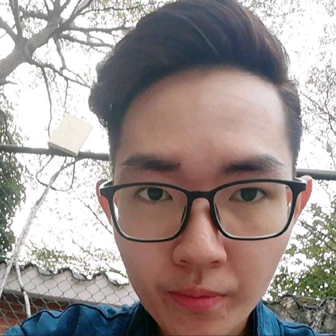 对她何止一句喜欢的照片