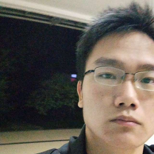 砕恋月的照片