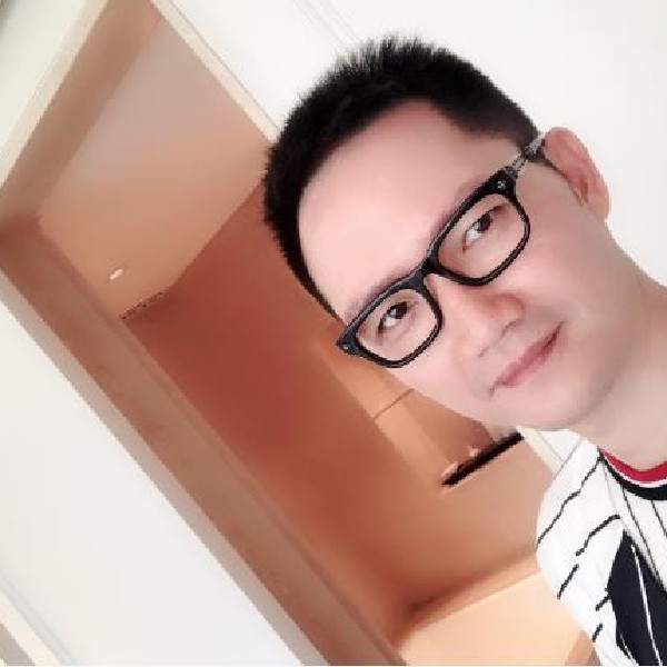 西装幽默的照片