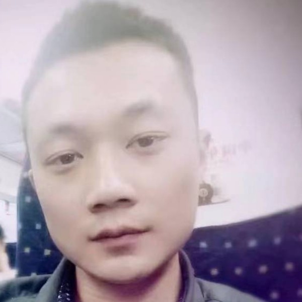 路人那矫情的照片