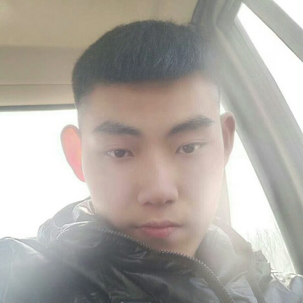 刚吃饱才刚刚有个的照片