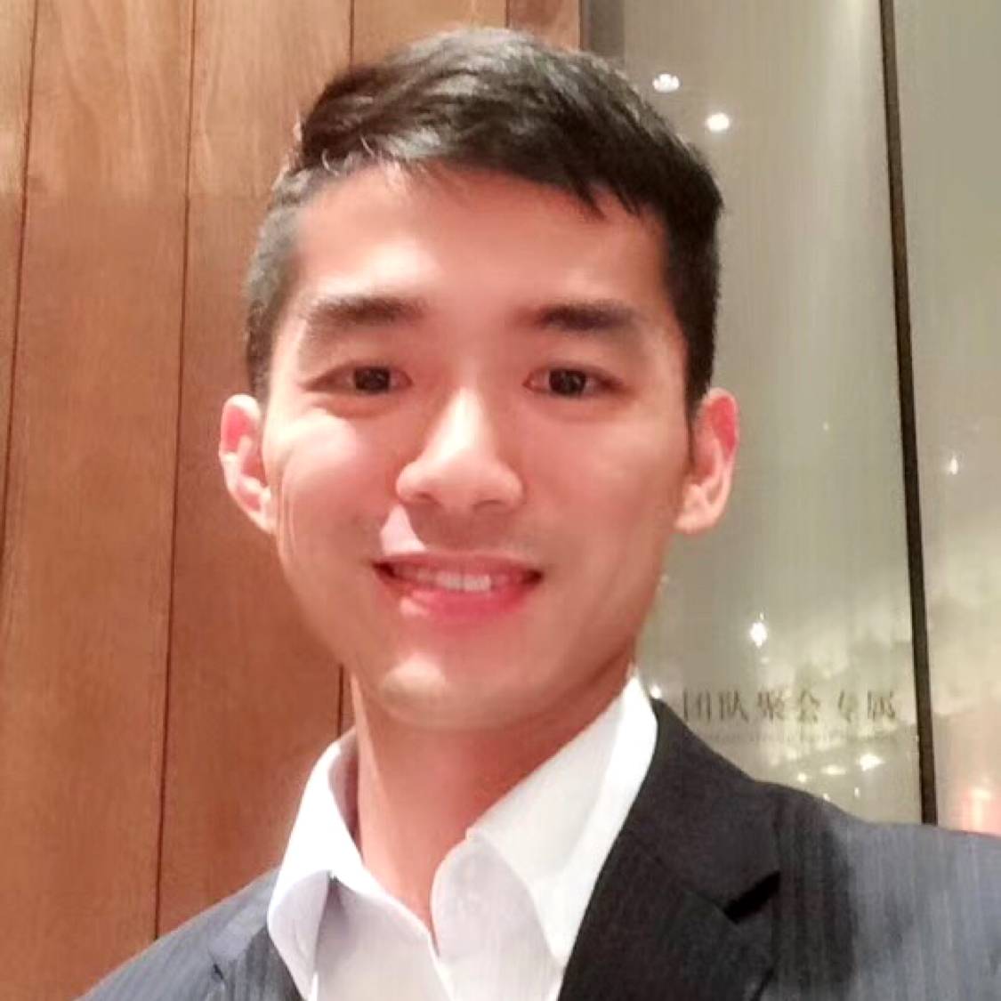 愿得一人心的照片