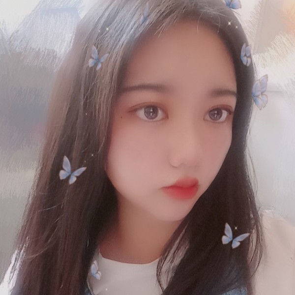 诚心挽手小丸子的照片