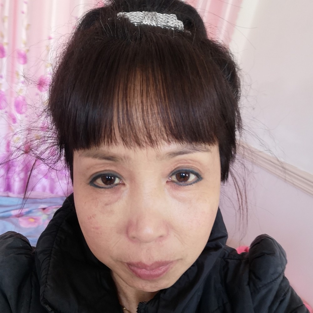隐形笑女王的照片