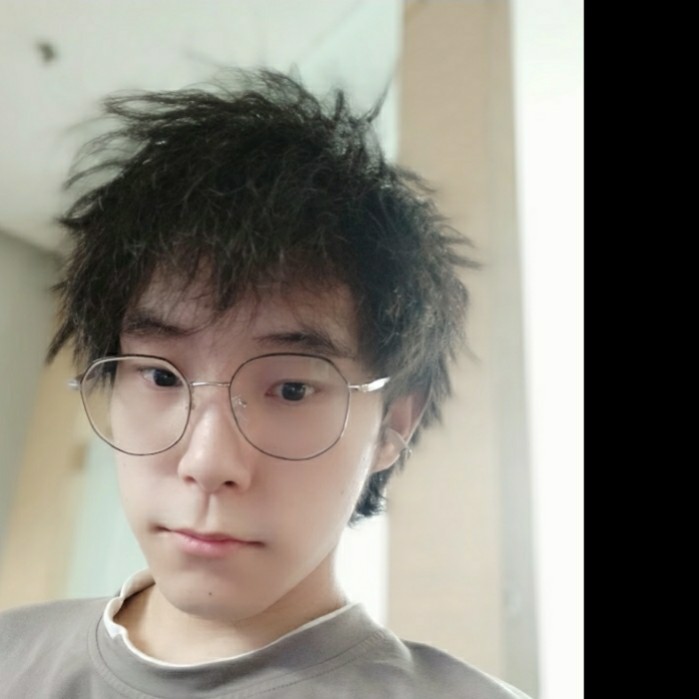 月下戏美人的照片