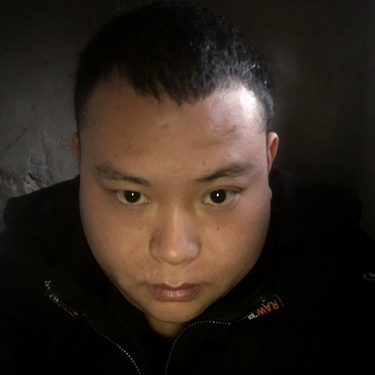 雷霆逐日的照片