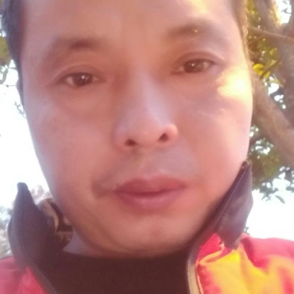 在人海爱的照片