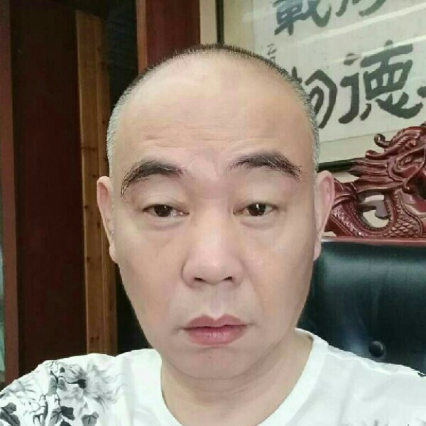 踏实泪了鞋垫的照片