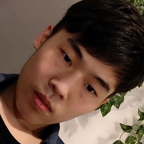 墨墨墨羽的照片