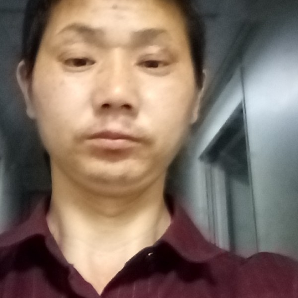 追求事业和家庭。的照片
