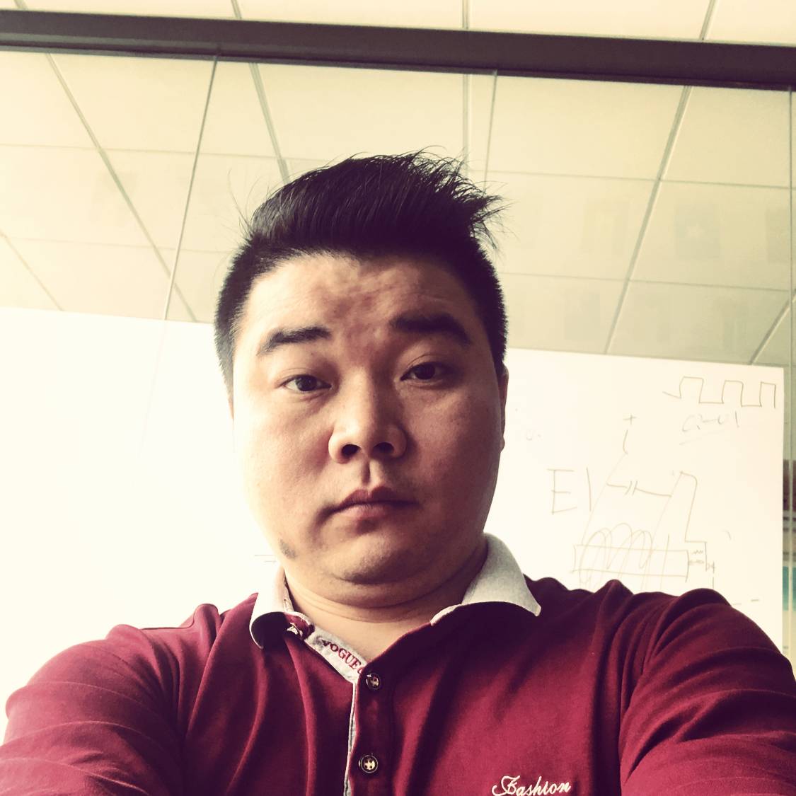 星辰落入怀里的照片