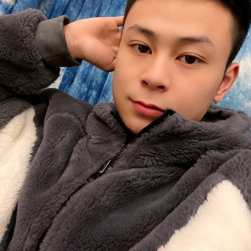 小朋友，够了的照片