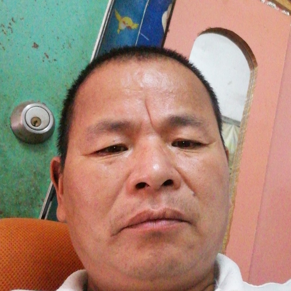 冷酷回眸睫毛的照片