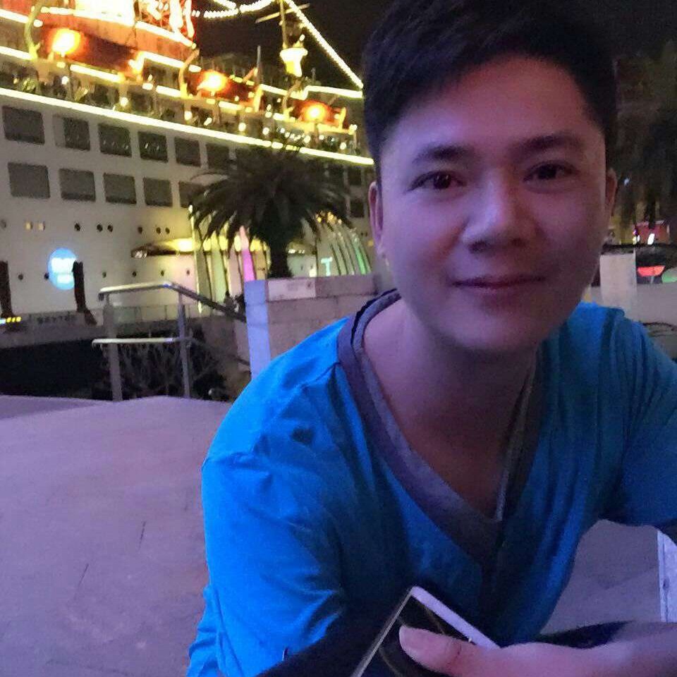 夏日浅蓝的照片