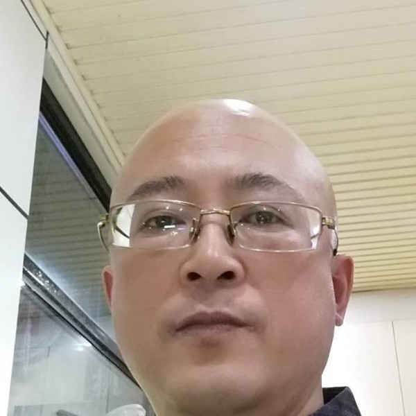 外套苦恋刻苦的照片