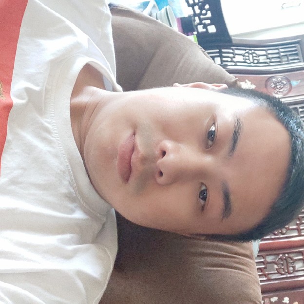 小鸭子請兴奋的照片