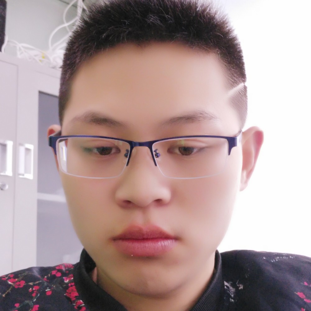 彩铅工的照片