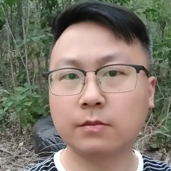 波罗的海岸边郎的照片