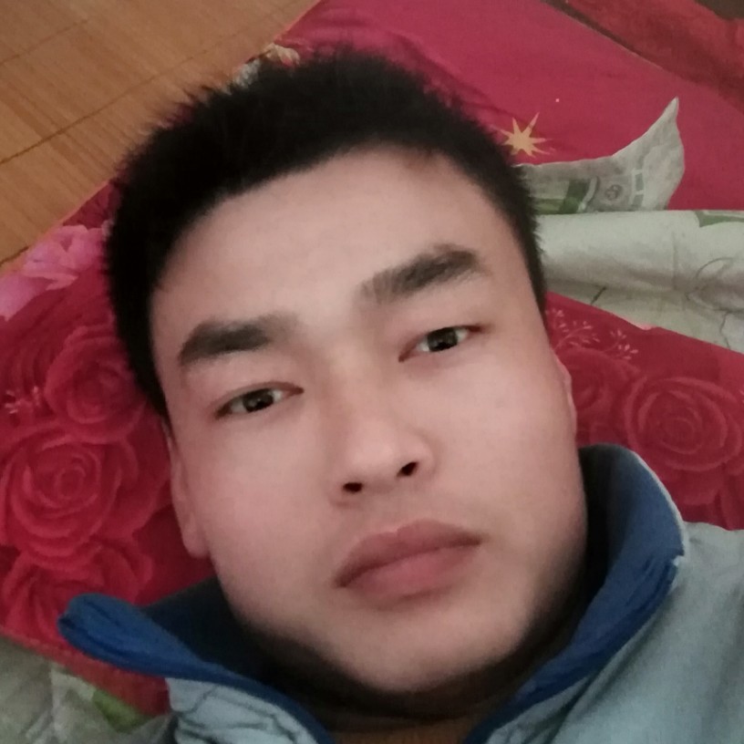 美好深拥爱情的照片
