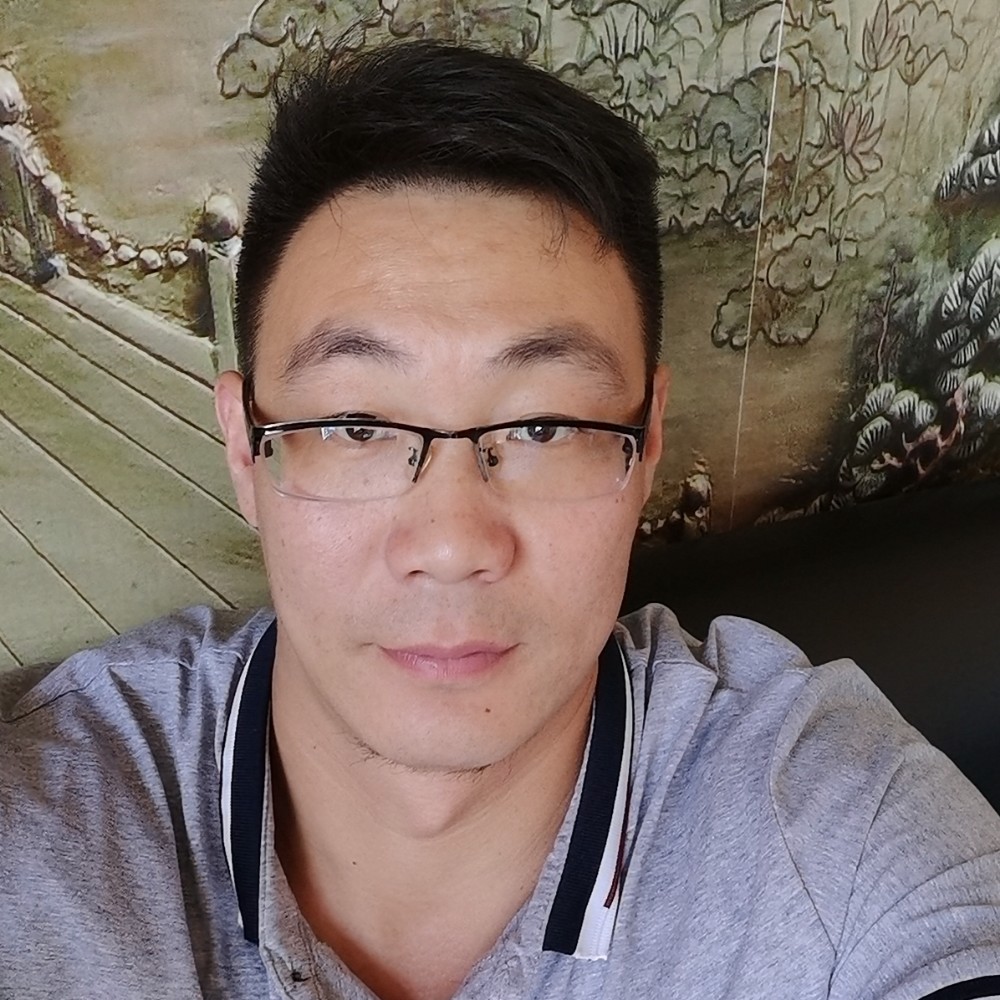 父母用命孝的照片