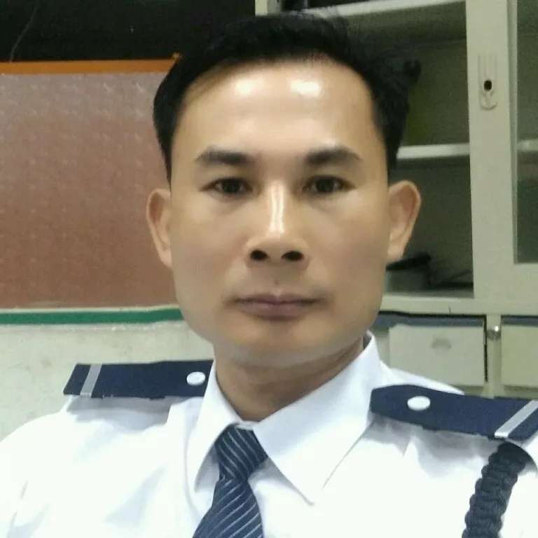 回眸疯狂的照片