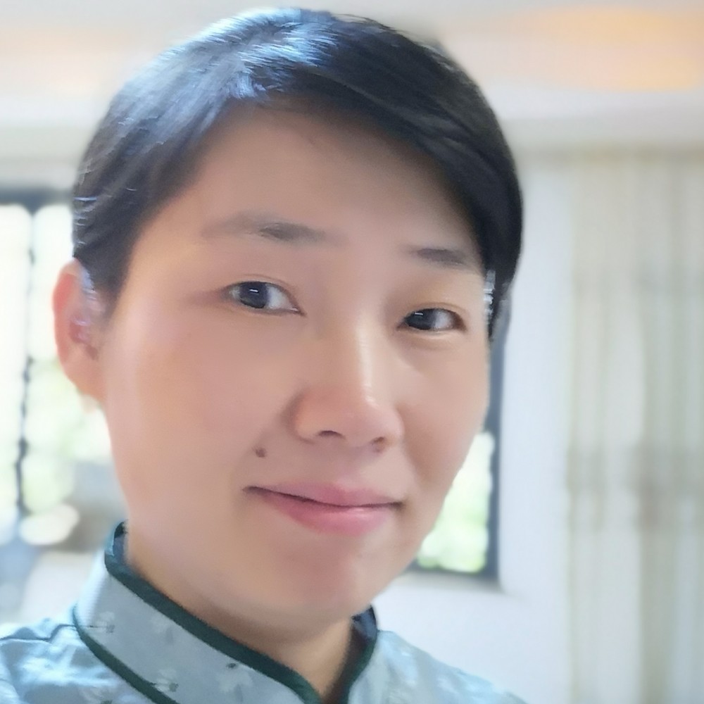 烂漫唇膏的照片