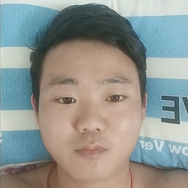 黯然凝眸铃铛的照片