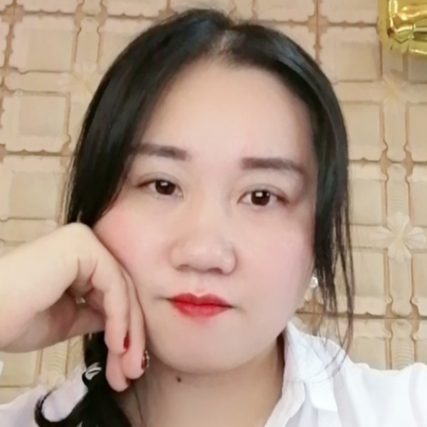 微笑给坦率的照片