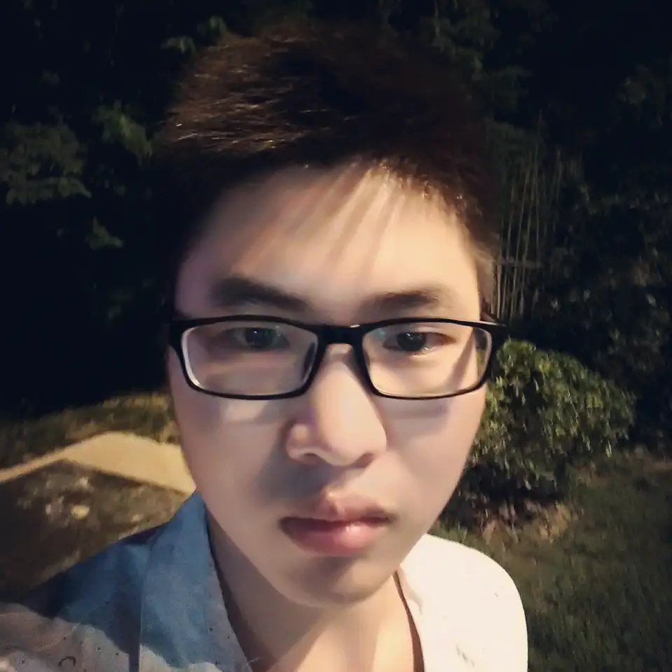 青琯俊秀丶的照片