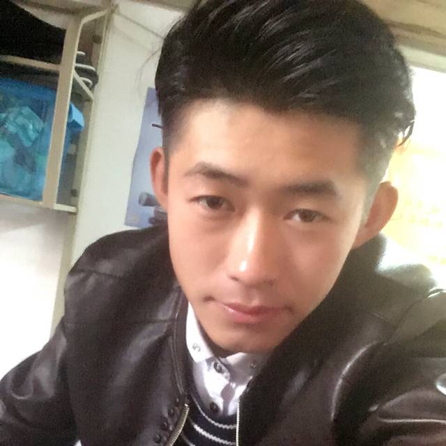 黑裤温暖的照片