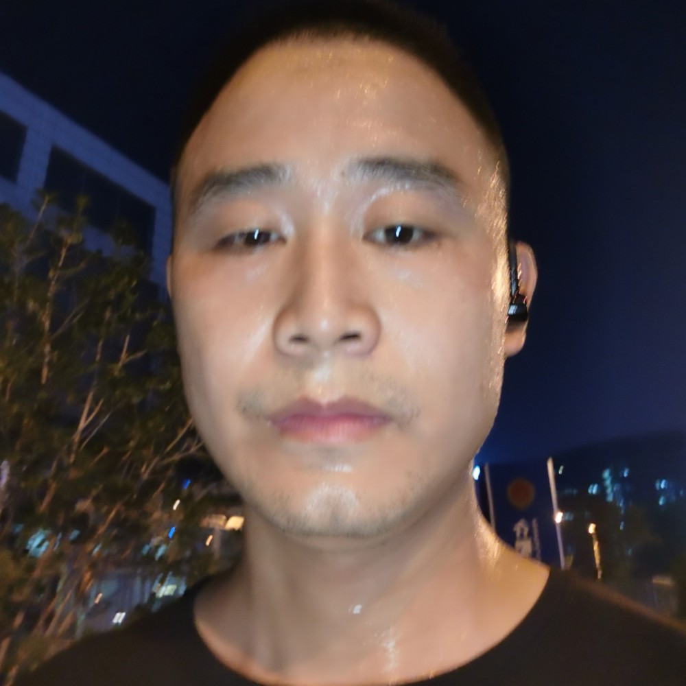 高山請苗条的照片