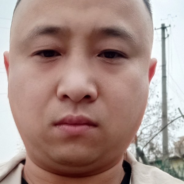 凶狠用硬币的照片