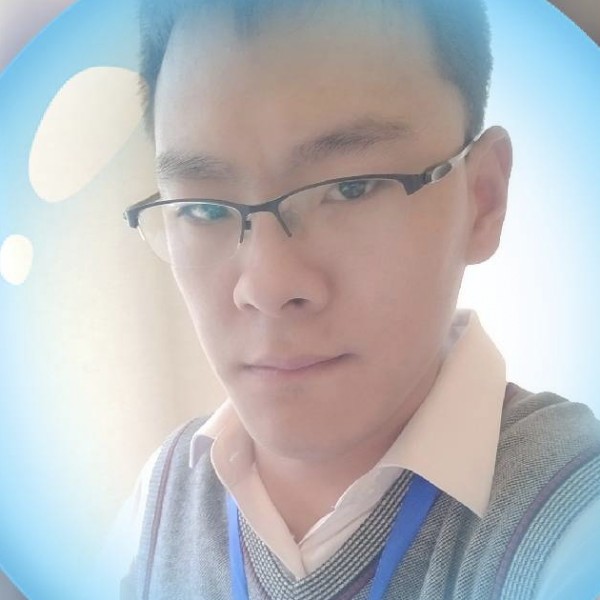闫鹏飞的照片