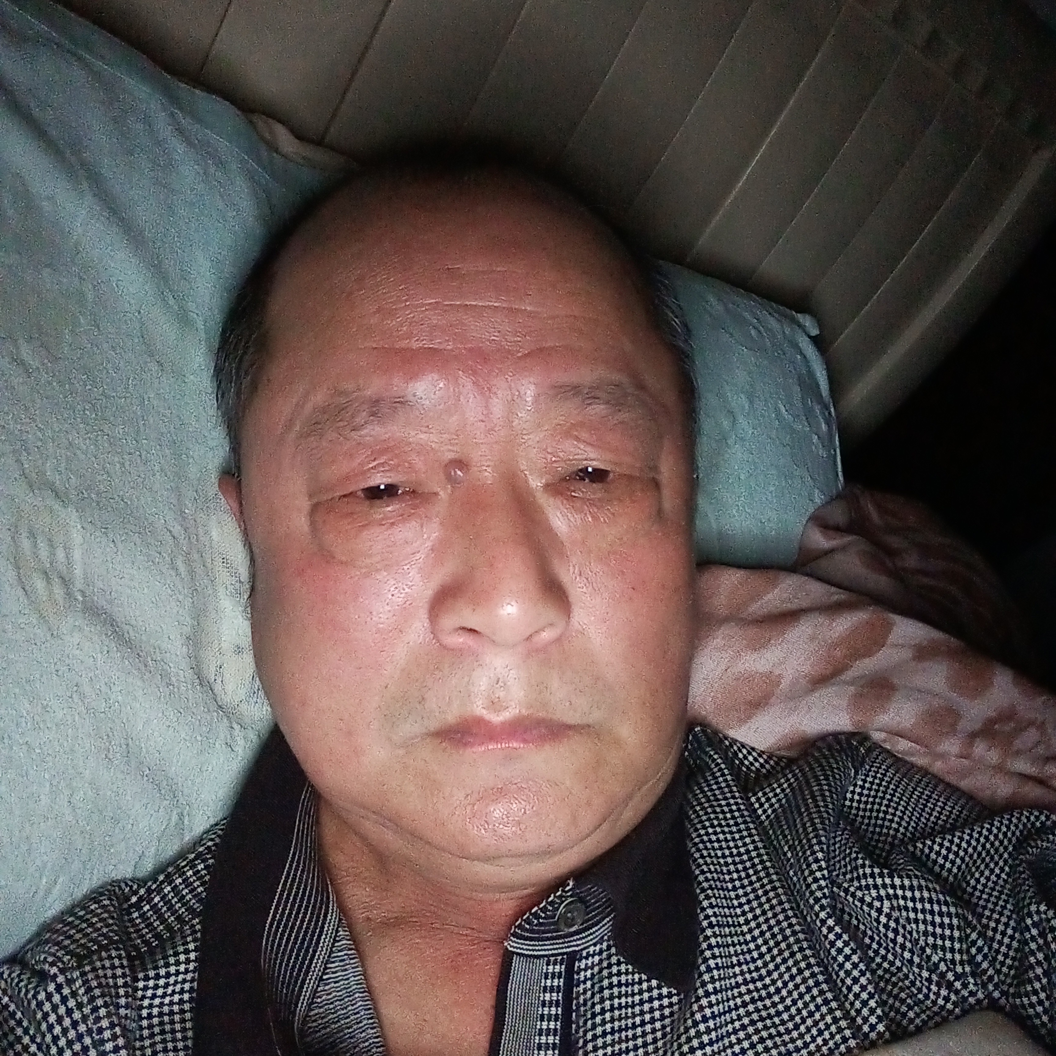 真心对人用心做事的照片
