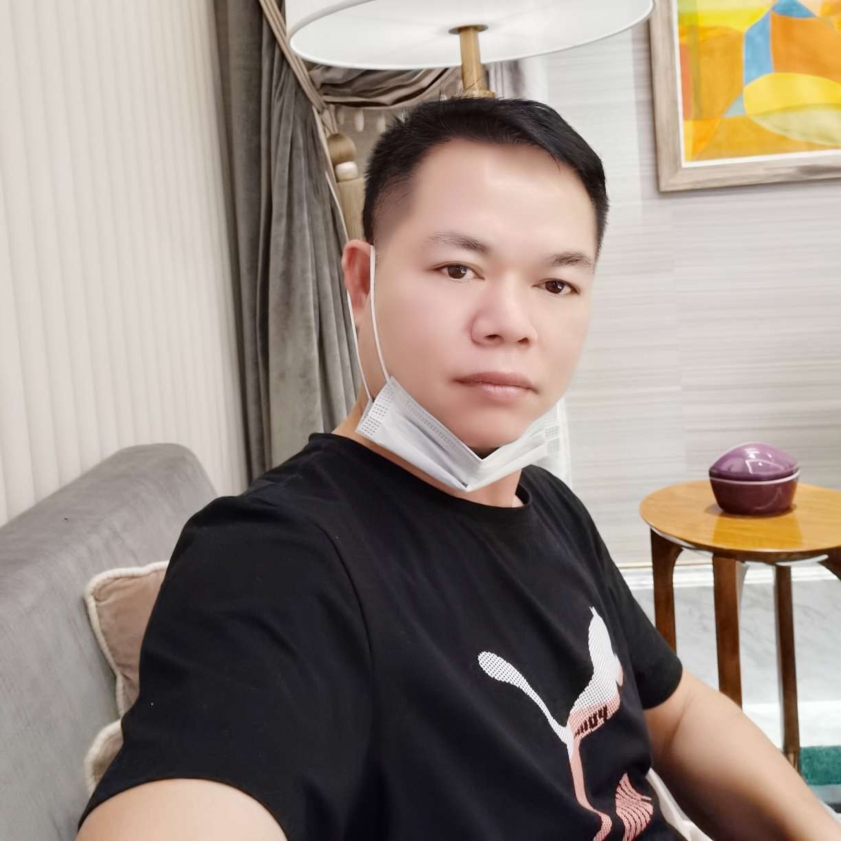 发箍挽手单身的照片