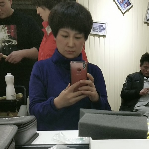 珺瑗的照片