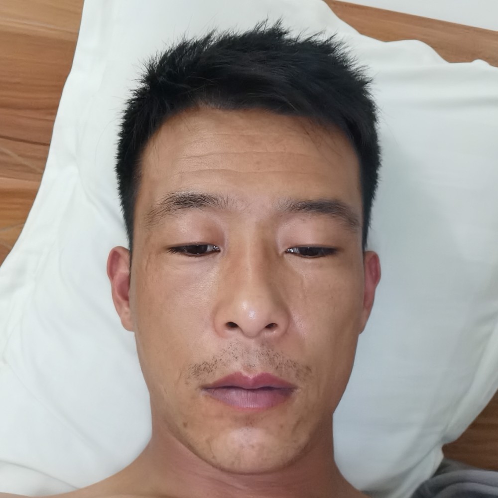 风流浪子喜欢美女的照片