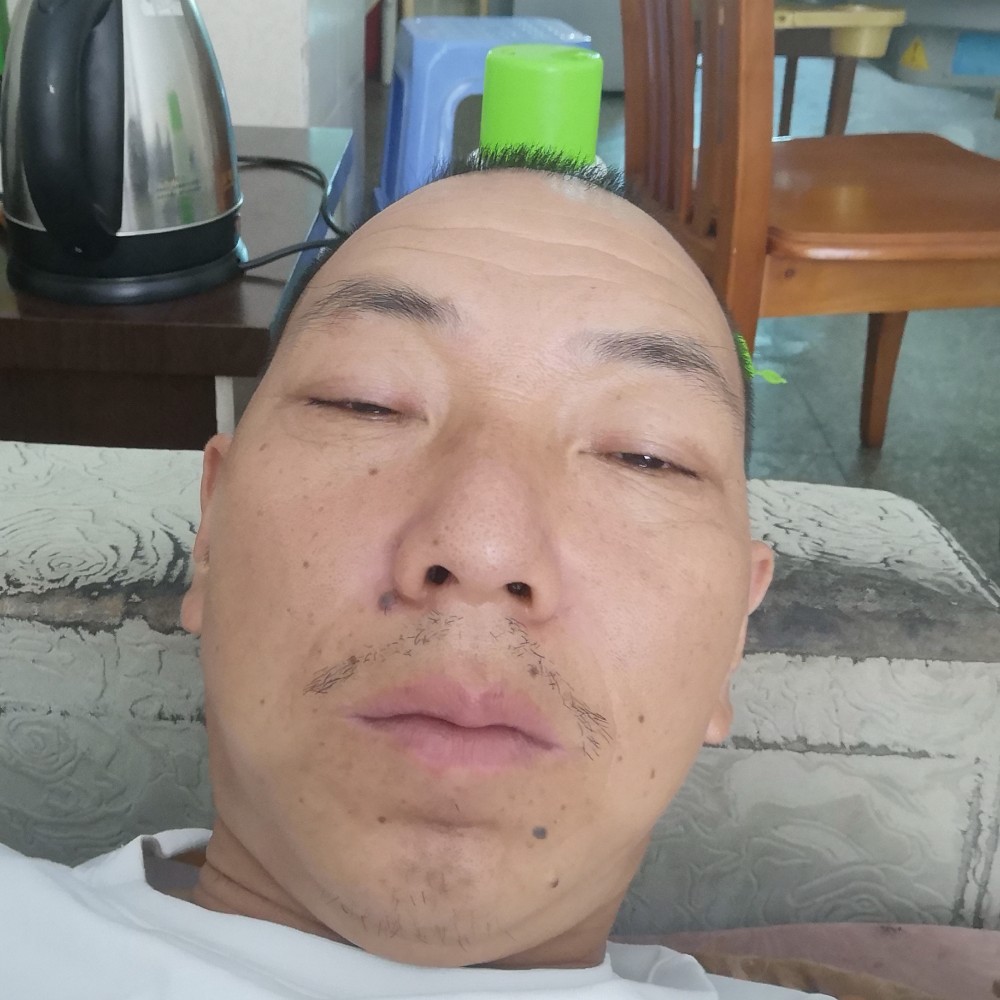 皮带拿体贴的照片