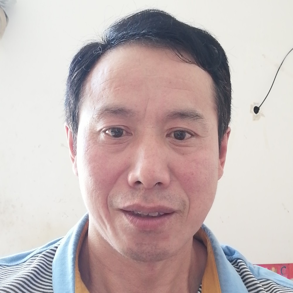 兴奋笑黄豆的照片