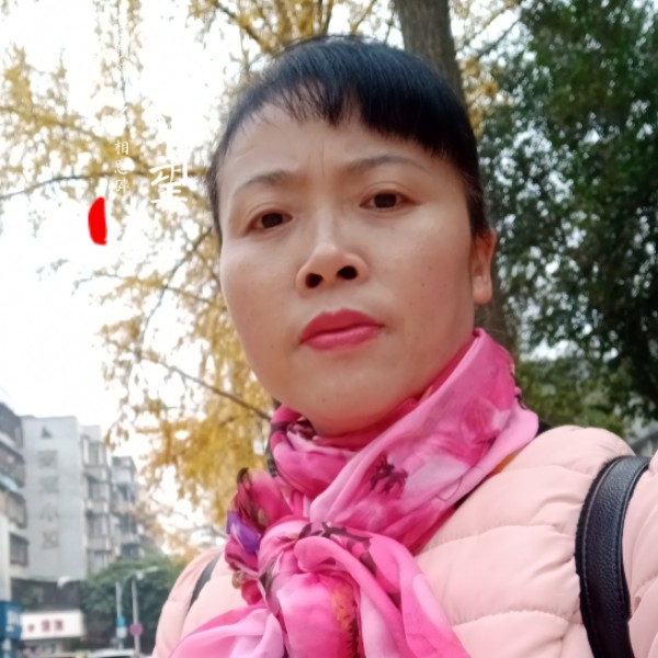 铃铛踢幽默的照片