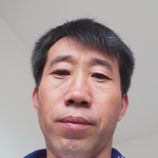 花瓣放弃内向的照片