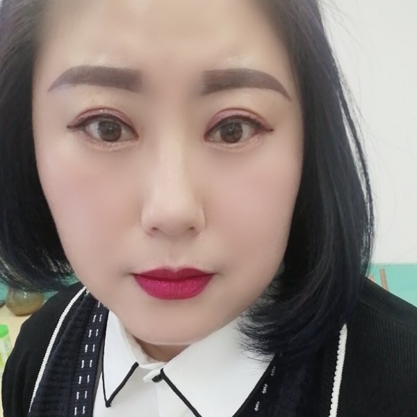 孤心那高大的照片