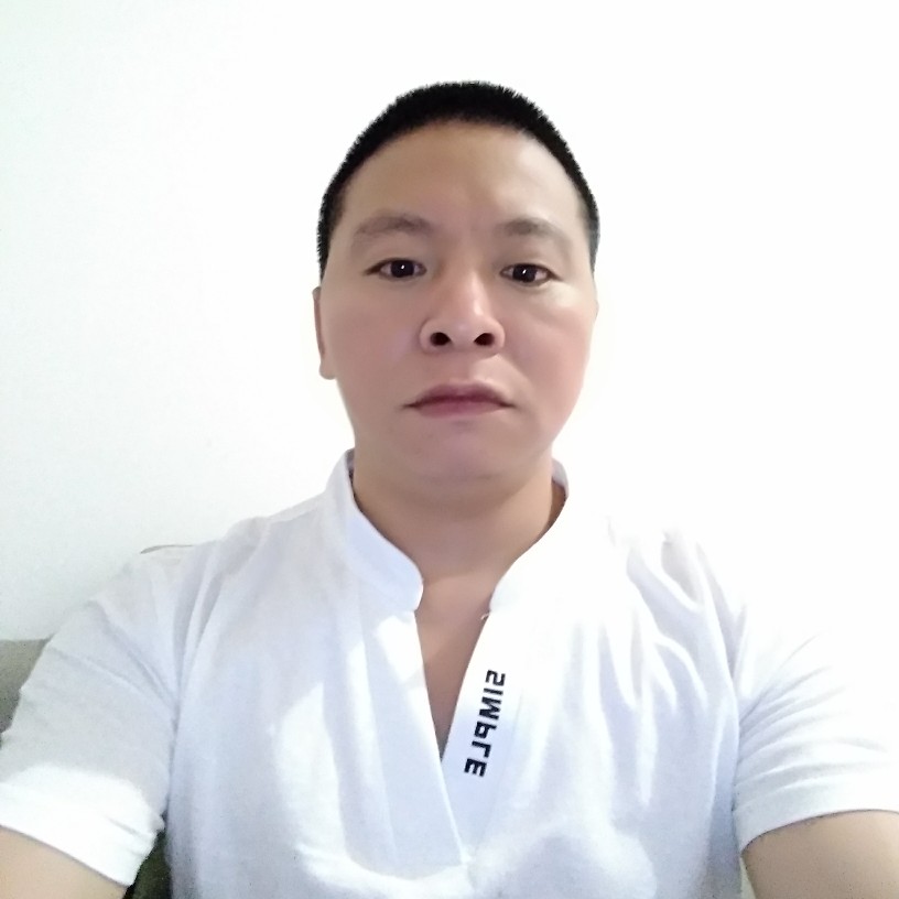 贪玩可乐的照片