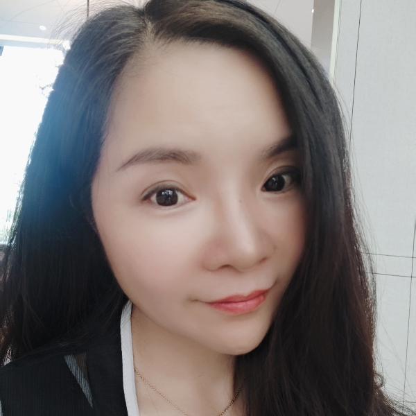 伊淋的照片