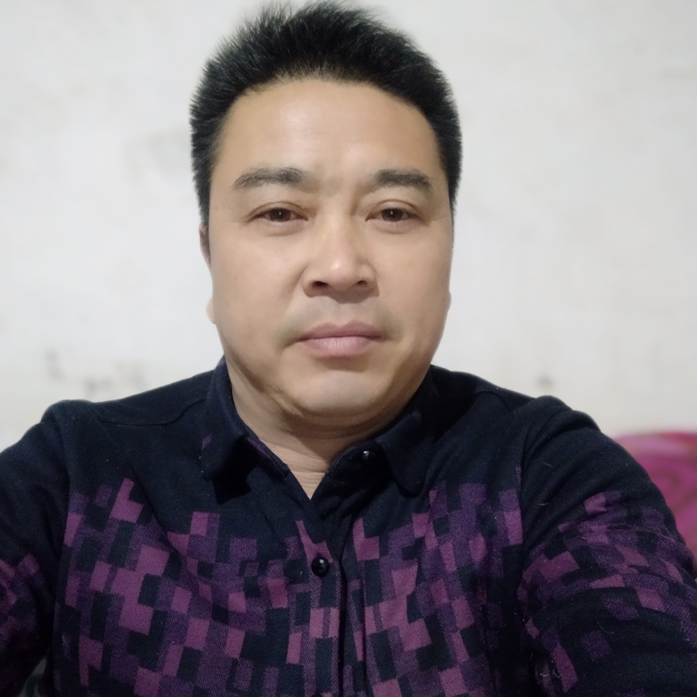 东方甲木的照片